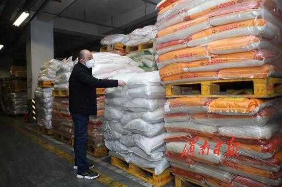 渭南市各类农副产品 生活必需品货源充足 价格基本稳定